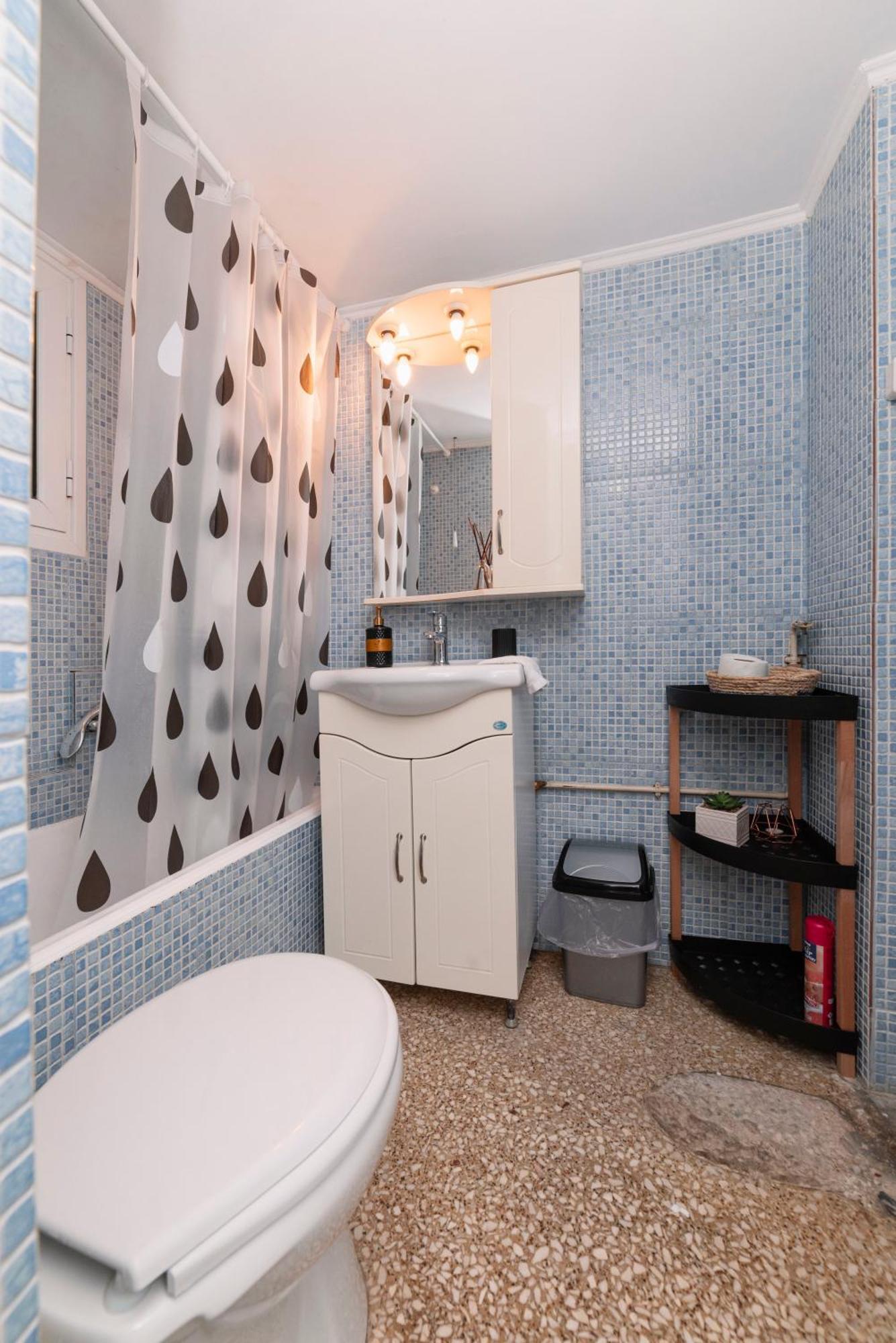Local Urban Living 2Bd Apartment In Афины Экстерьер фото
