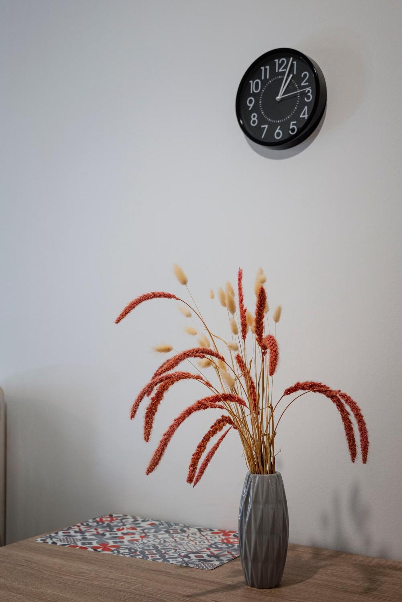 Local Urban Living 2Bd Apartment In Афины Экстерьер фото