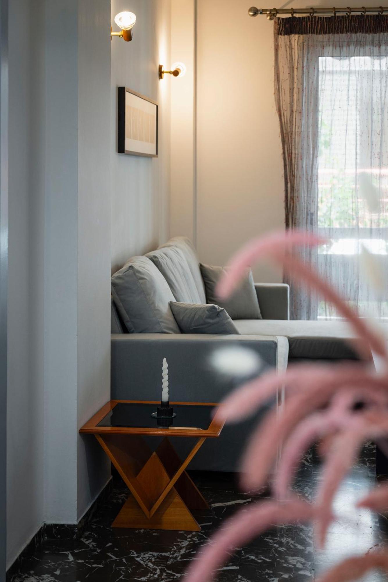 Local Urban Living 2Bd Apartment In Афины Экстерьер фото