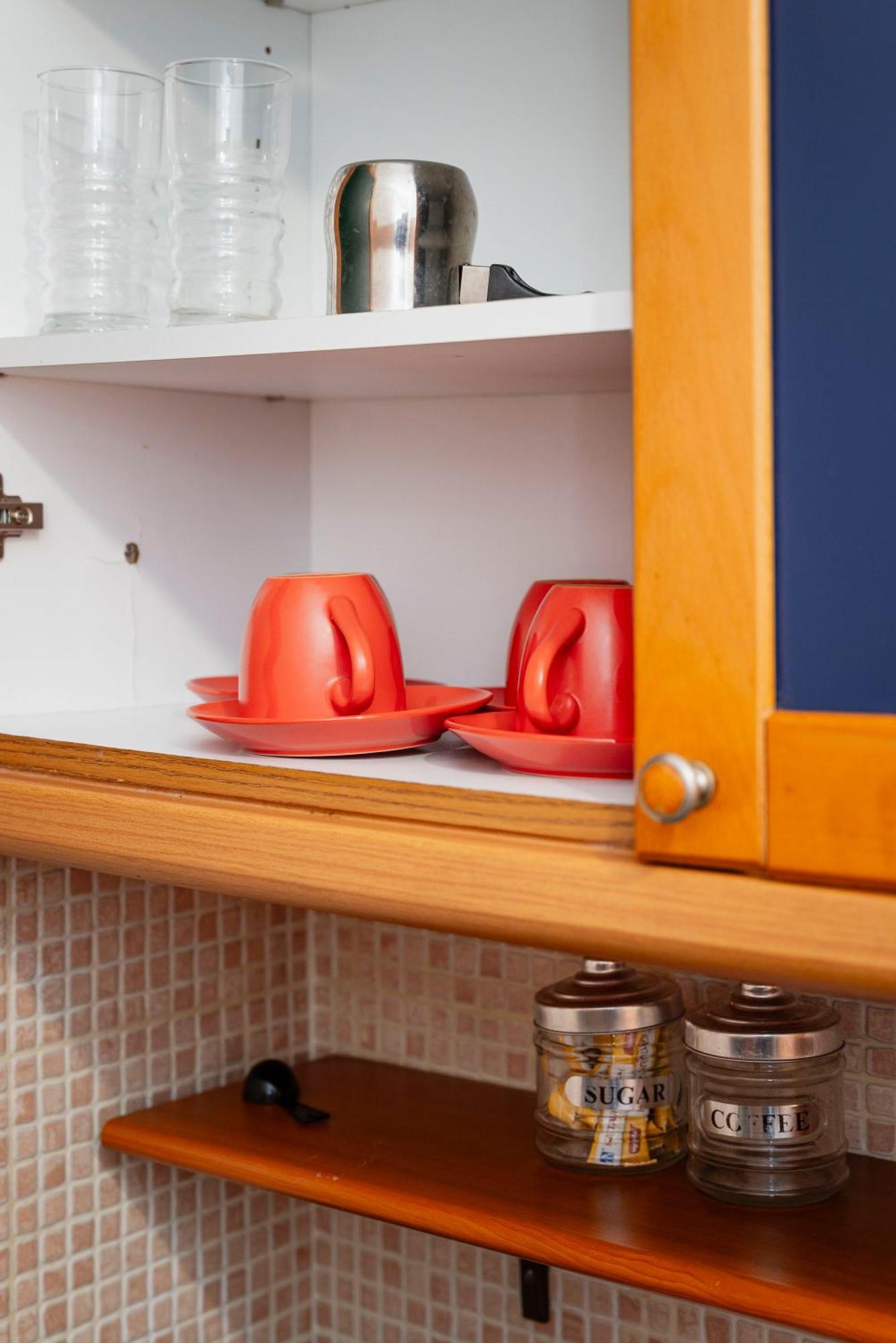 Local Urban Living 2Bd Apartment In Афины Экстерьер фото