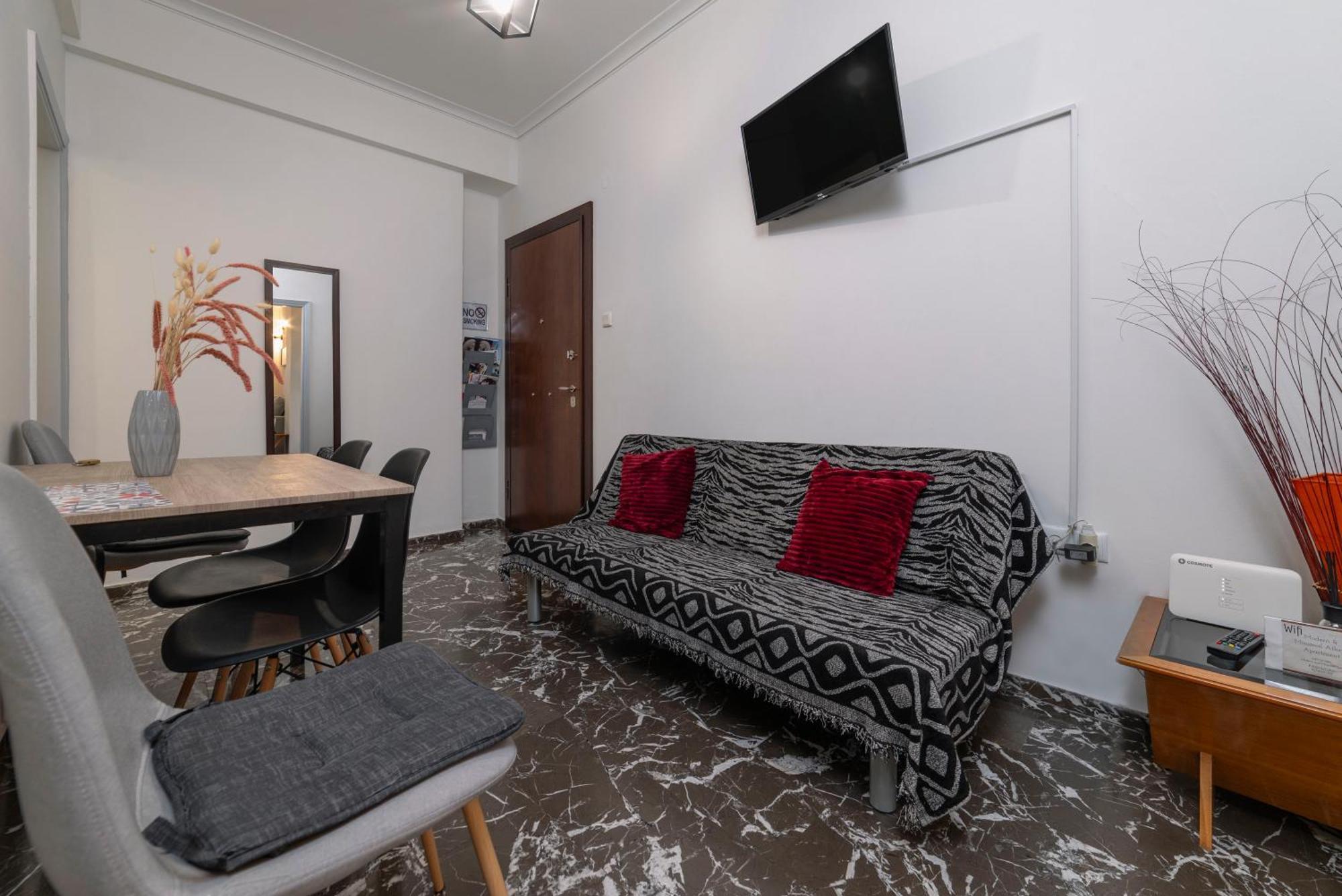 Local Urban Living 2Bd Apartment In Афины Экстерьер фото