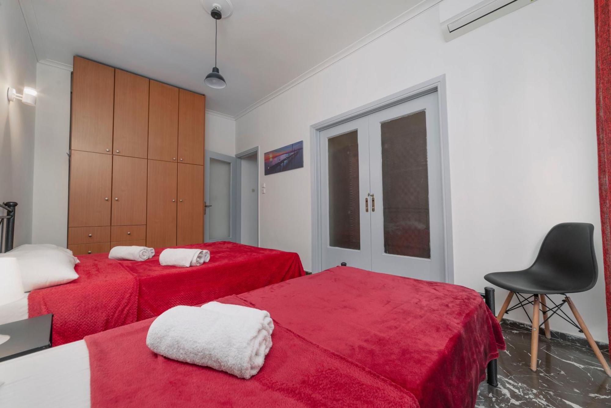Local Urban Living 2Bd Apartment In Афины Экстерьер фото
