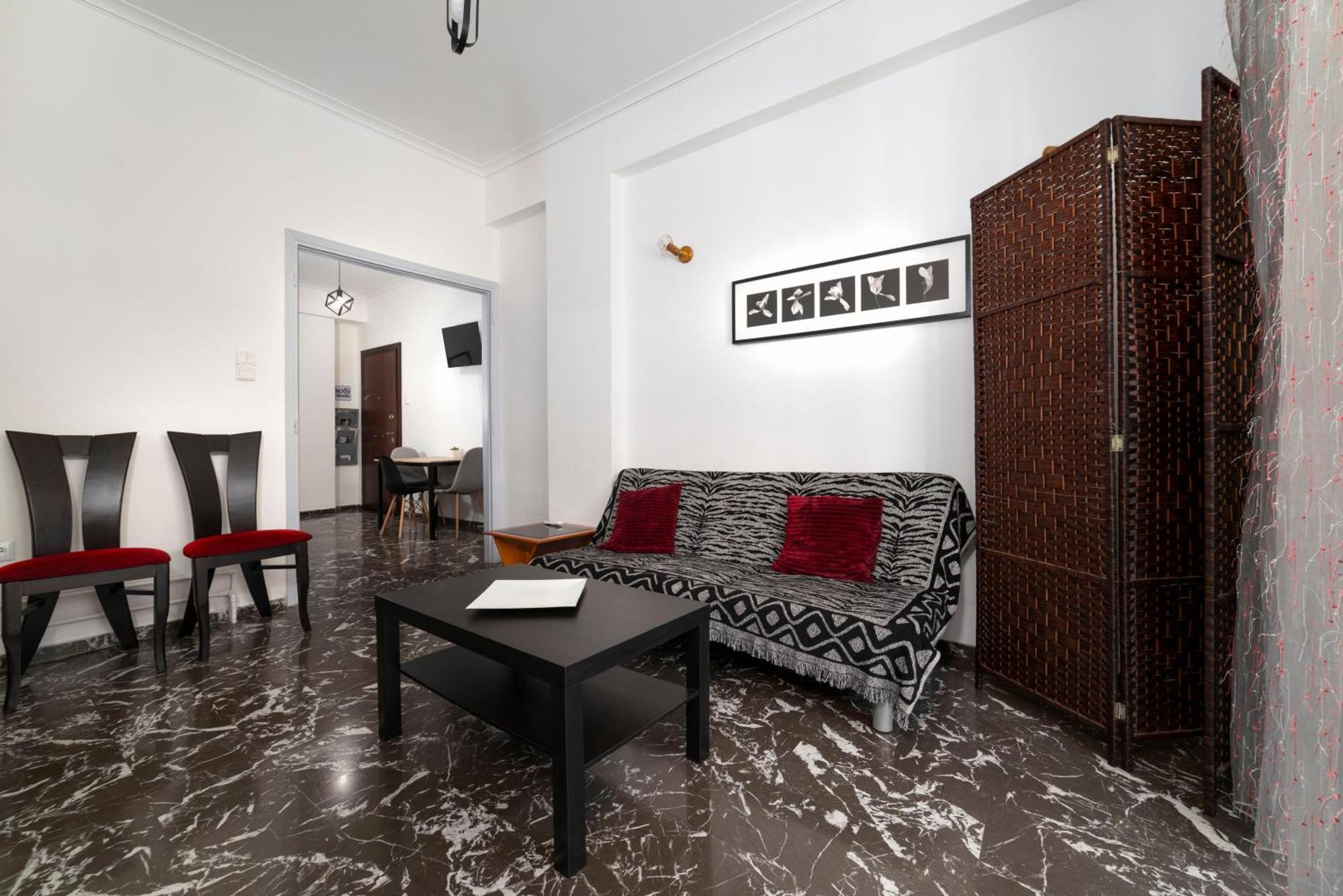Local Urban Living 2Bd Apartment In Афины Экстерьер фото